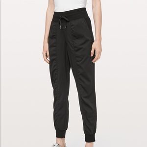 Lululemon pants